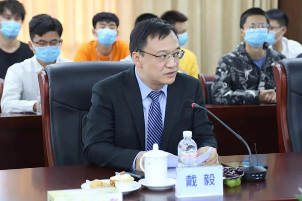尊龙集团官网董事长戴毅
