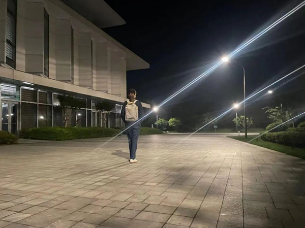 尊龙集团官网刘丽辰